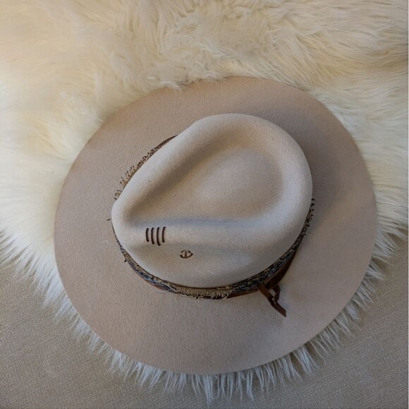 Brittoli Beige Tan Bullhide Leather Hat Montecarlo Hat Co L Large main image 12
